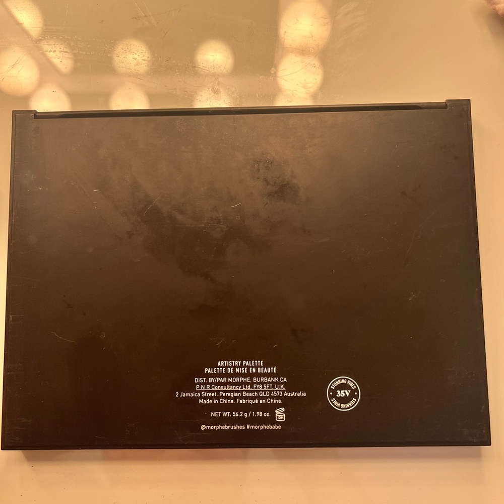 Morphe eyeshadow palette